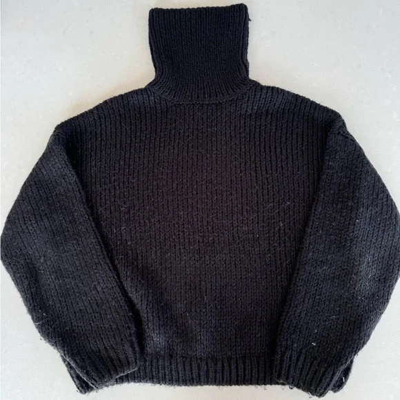 3-sweater bundle - Picture 7 of 8